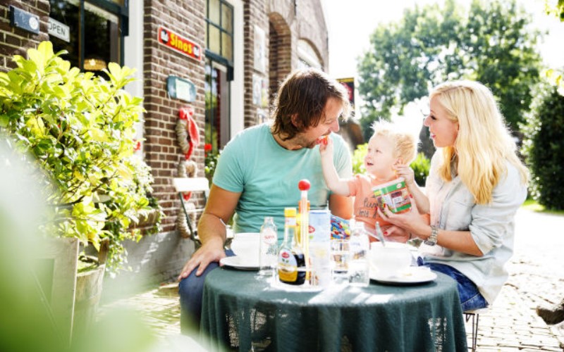 Eten en drinken bij tiny house met hottub in Drenthe