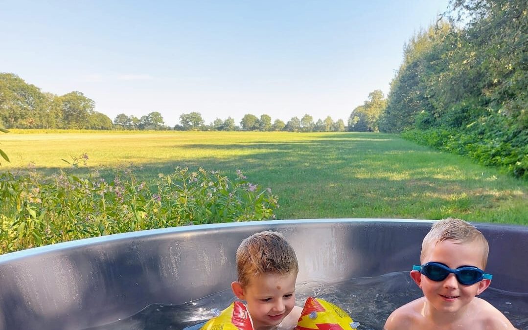 Zomervakantie in een tiny house met kinderen: de ervaring van Jolien